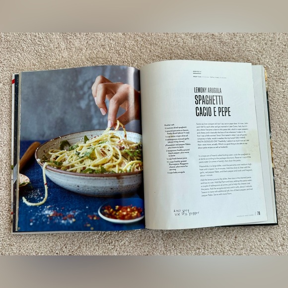 Chrissy Teigen - Cravings Cookbook - Picture 6 of 7
